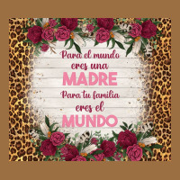 Para El Mundo Eres Una Madre Para Tu Familia Eres Vintage Tee | Teevron