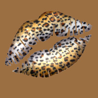 Cheetah Lips Vintage Tee | Teevron