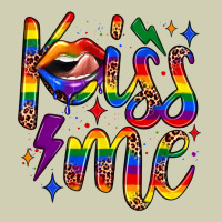 Kiss Me Heavy Core Tee | Teevron