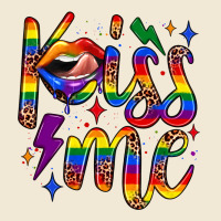 Kiss Me Premium Tee | Teevron