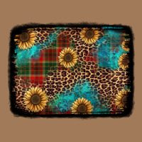 Christmas Sunflowers And Buffalo Plaid Background Classic Tee | Teevron