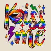 Kiss Me Urban Heavy Tee | Teevron