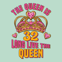 The Queen Is 32 Long Live The Queen Kopya Premium Hoodie | Teevron
