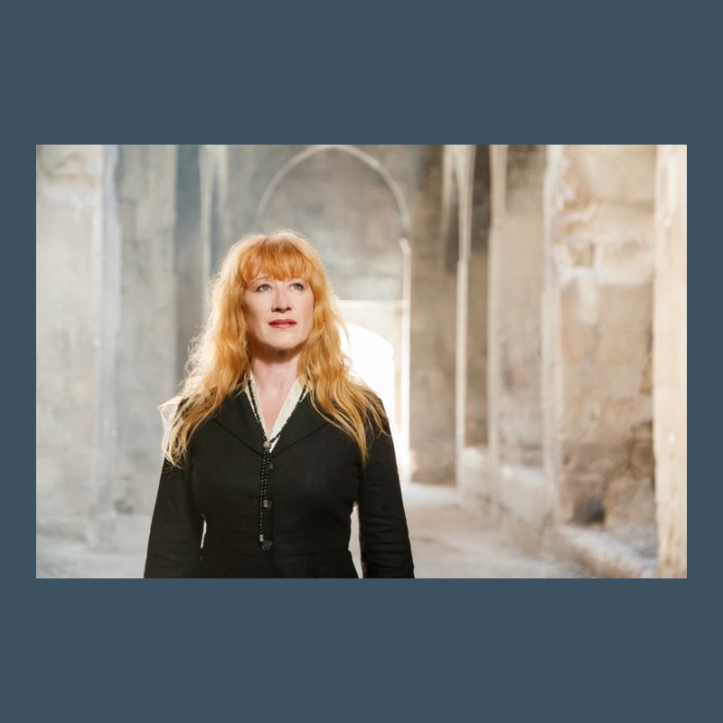Sacks & Co Loreena Mckennitt Urban Heavy Tee by linhVisuals | Teevron