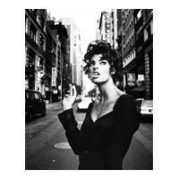 Linda Evangelista Fashion Model Premium Tee | Teevron