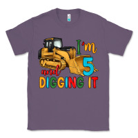 Lavender i'm 5 and digging it Classic Tee - Artiststas