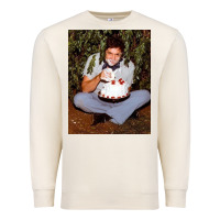Sandshell johnny cash eating cake in a bush Premium Sweatshirt - linhVisuals