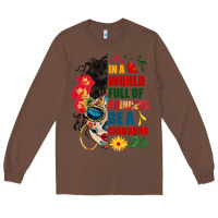 Chestnut in a world full of princess be a chingona Long Sleeve Tee - BundleAndBundleShop