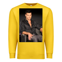 Lemon who is ricky martin playing in ameri Premium Sweatshirt - linhVisuals
