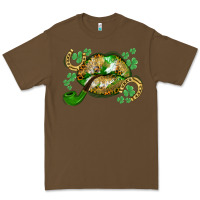 Cacao St. Patrick's Day lips Premium Tee - CowGirlArtShop
