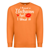 Carrot i kissed an electrician and i liked it for girlfriend wife pullover ho Premium Sweatshirt - linhVisuals