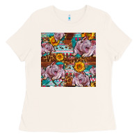 Bone Western Landrace Pig With Sunflowers Seamless Ladies Tee - FaDigitalArtStudio