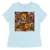 Baby Blue Western Spotted Pig With Sunflowers Seamless Ladies Tee - FaDigitalArtStudio