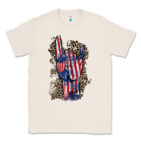 Natural Freedom rock hand 4th of july Classic Tee - CowGirlArtShop
