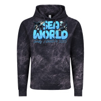 Cloud Black Sea World Family Adventure 2025 Vintage Hoodie - CowhideDigitalArt