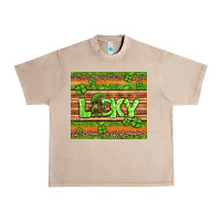 French Oak st Patricks lucky gnome Urban Heavy Tee - Jasminsmagicworld