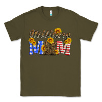 Army Green military mom with soldier boots Classic Tee - Artiststas