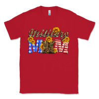 Red military mom with soldier boots Classic Tee - Artiststas