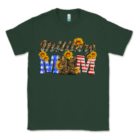 Sports Green military mom with soldier boots Classic Tee - Artiststas