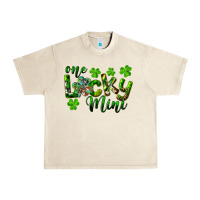 Sandshell St. Patrick's Day One Lucky Mini Urban Heavy Tee - RanaPortraitStore