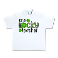 White st. patrick's day one lucky teacher Urban Heavy Tee - RanaPortraitStore