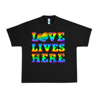 Black Western Love Lives Here Urban Heavy Tee - BundleAndBundleShop