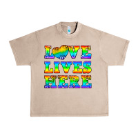 French Oak Western Love Lives Here Urban Heavy Tee - BundleAndBundleShop