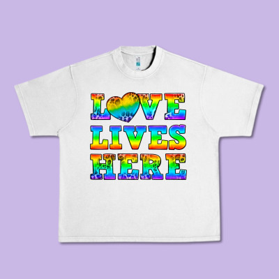 Western Love Lives Here Urban Heavy Tee Designed By Bundleandbundleshop