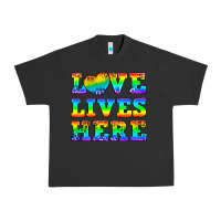 Pigment Black Western Love Lives Here Urban Heavy Tee - BundleAndBundleShop