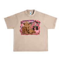 French Oak Valentine's day mama cow and baby cows Urban Heavy Tee - RanaPortraitStore