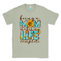 Matcha Being a Mom makes my life complete Mother's Day Classic Tee - CowGirlArtShop