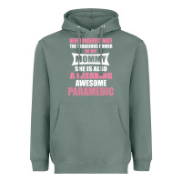 Sage never underestimate mommy paramedic Heavyweight Hoodie - artisFamous