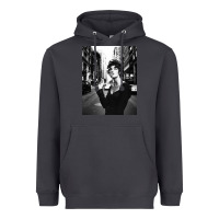 Smoke linda evangelista fashion model Heavyweight Hoodie - artisFamous