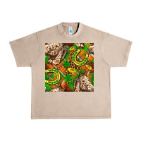 French Oak St. Patrick's Day Horse With Horseshoes Seamless Urban Heavy Tee - FaDigitalArtStudio