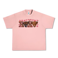 Salmon Xoxo highland cows Urban Heavy Tee - RanaPortraitStore