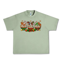 Oil Green christmas cupcake with gingerbreads bbs Urban Heavy Tee - BundleAndBundleShop