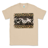 Mushroom leopard cowhide pattern background Classic Tee - Jasminsmagicworld