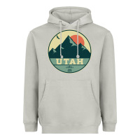 Moon Dust utah retro mountain badge Heavyweight Hoodie - linhVisuals