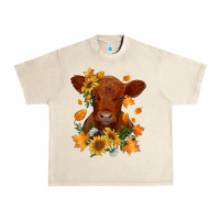 Sandshell fall red angus calf dried leaves and sunflowers Urban Heavy Tee - RanaPortraitStore