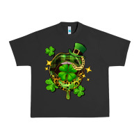 Pigment Black St. Patrick's Day lip Urban Heavy Tee - FaDigitalArtStudio