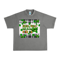 Tornado Irish today but please kiss me st. patricks day Urban Heavy Tee - FaDigitalArtStudio