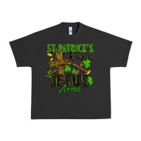 Pigment Black St. Patrick's knows Jesus arose Urban Heavy Tee - FaDigitalArtStudio