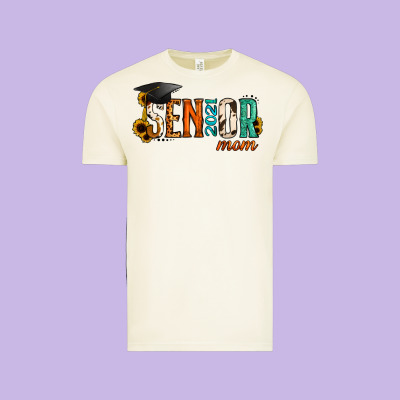 Mom Of A Senior 2021 Vintage Tee Designed By Jasminsmagicworld