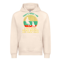 Sandshell that what i do i pet dogs read books and i know things t shirt Urban Hoodie - SnappyArt