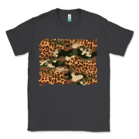 Smoke camouflage and leopard background Classic Tee - Artiststas