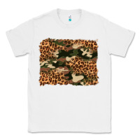 White camouflage and leopard background Classic Tee - Artiststas