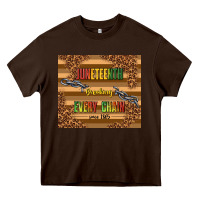 Chocolate Brown juneteenth breaking every chain since 1865 Heavy Core Tee - TumblerDesignByShophia