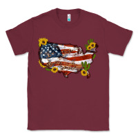 Burgundy usa map with sunflower and cactus Classic Tee - Artiststas