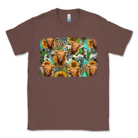 Chestnut highland cow western background Classic Tee - Jasminsmagicworld