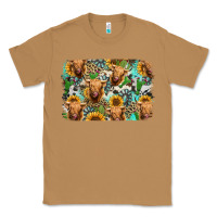 Toasted Coconut highland cow western background Classic Tee - Jasminsmagicworld